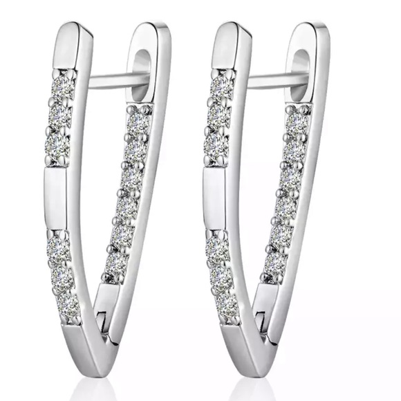 Jewelry - New V-shape White Gold Plated Diamond Hoop Earring